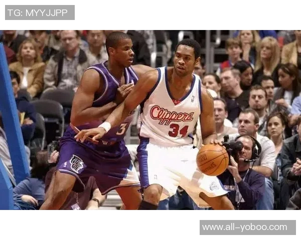 夸梅揭示詹姆斯身边球员命运悲惨背后真相与责任转移 夸梅揭示詹姆斯身边球员命运悲惨背后真相与责任转移