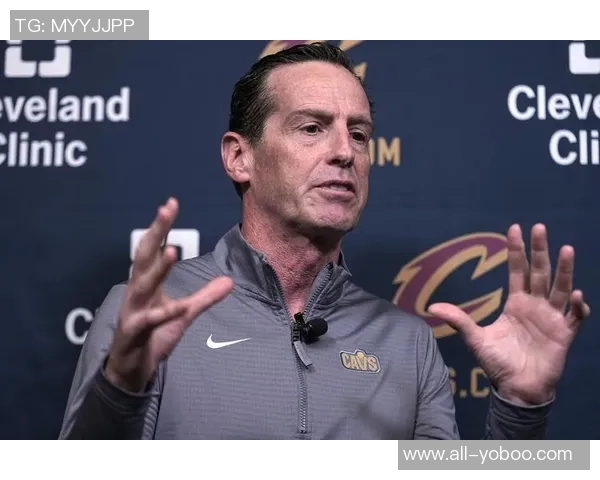 阿特金森强调后卫需多传球给内线莫布里出手次数仅为9次