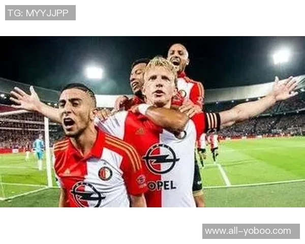 拜仁关注费耶诺德19岁边卫雷德视其为右后卫首选目标